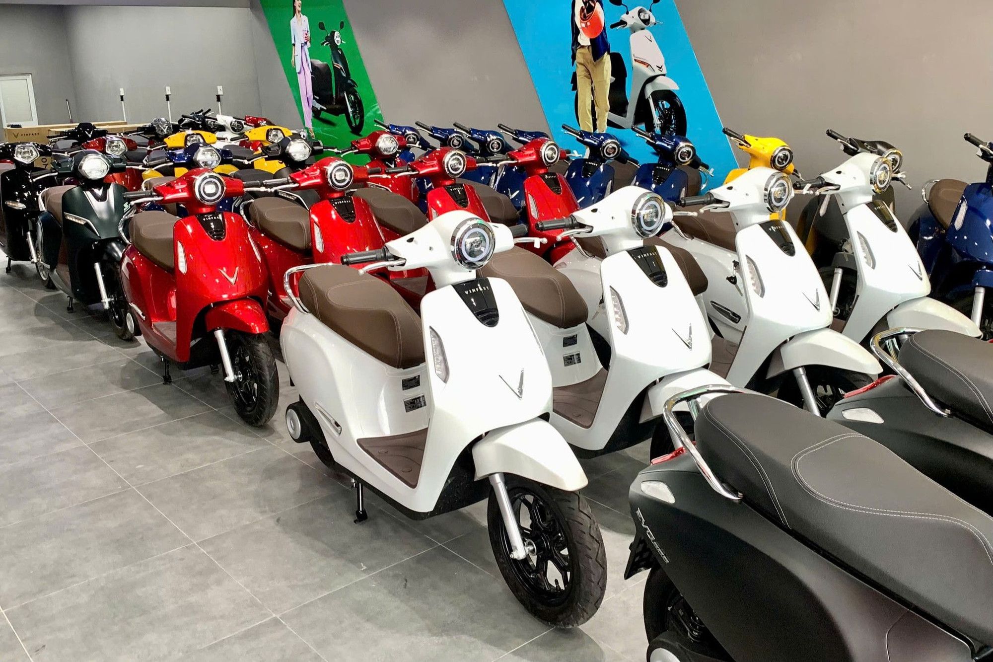 후에 빈패스트 전기 오토바이 렌탈 서비스